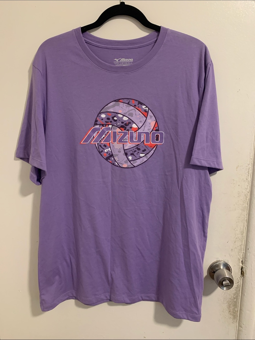 Men’s mizuno volleyball purple tee! NEW